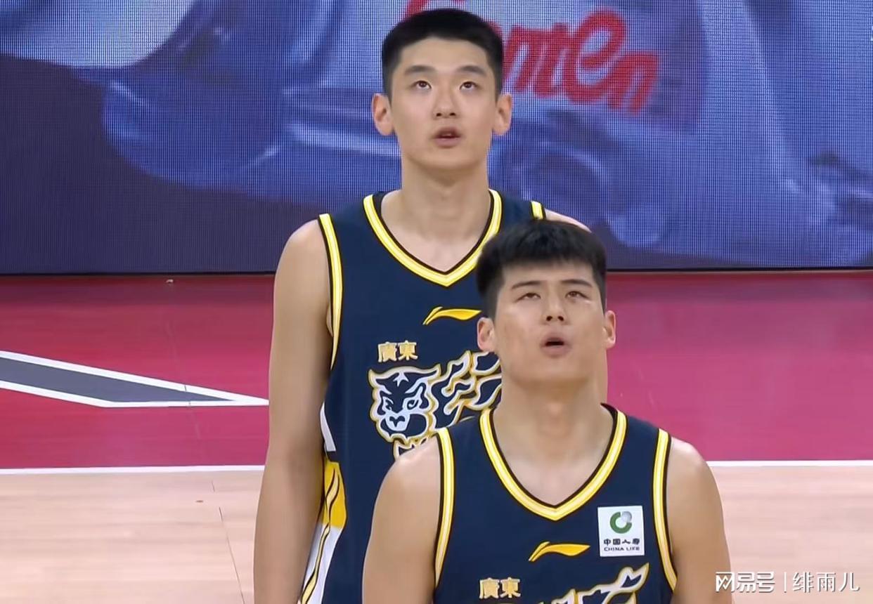 leyu.com-再见了，广东队！CBA三冠后卫正式出走，未来或成杜锋最大对手？